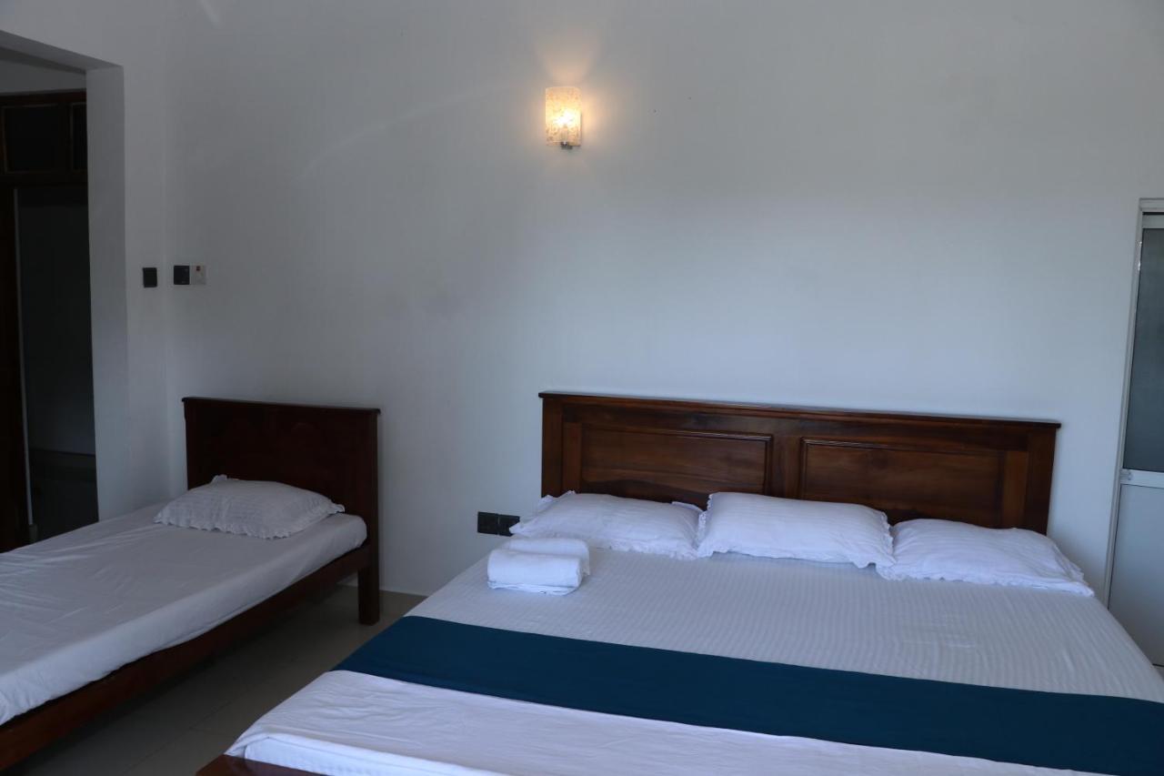 Southern Entry Dikwella Ngoại thất bức ảnh